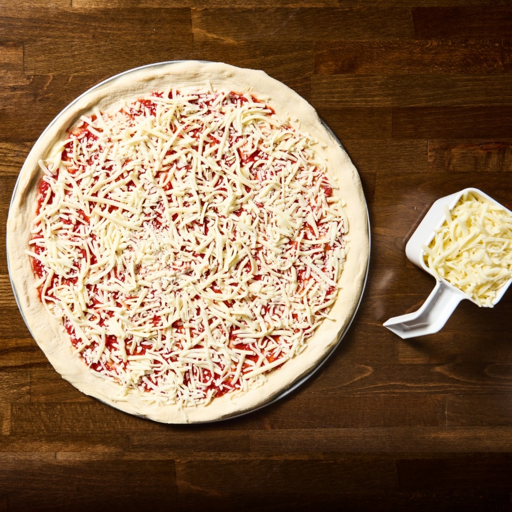 16” PIZZA WITH 8 OZ. SHREDDED BACIO CHEESE
